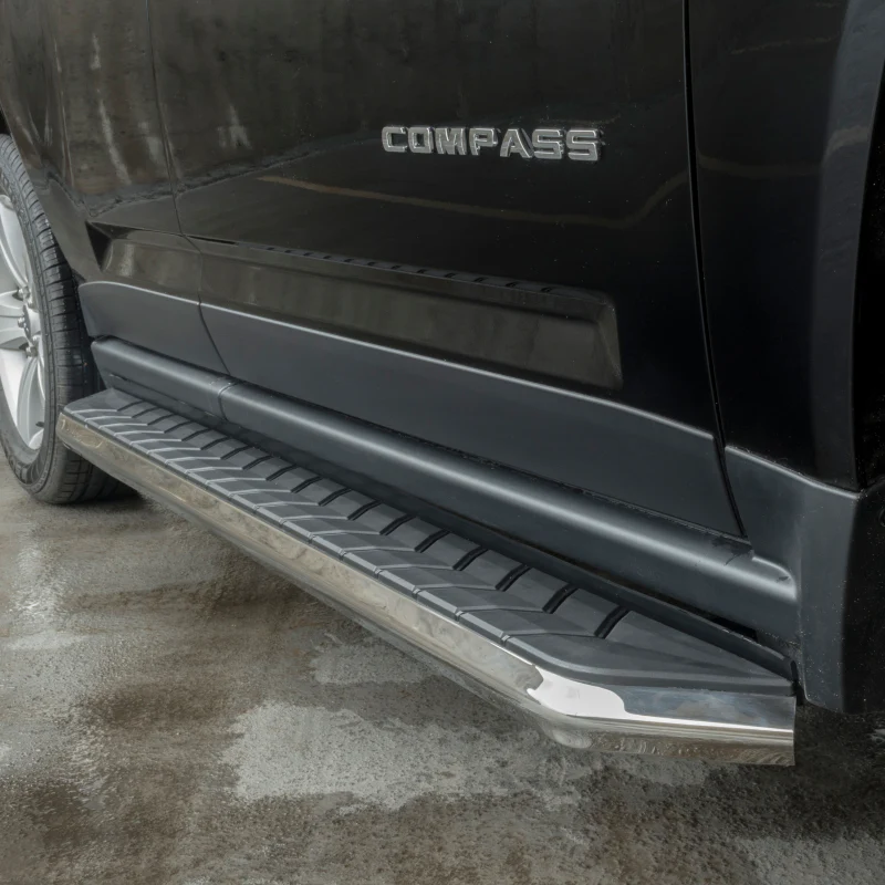 ARIES AeroTread 5" x 67" Polished Stainless Running Boards (No Brackets) Model 2051867 - Image 2