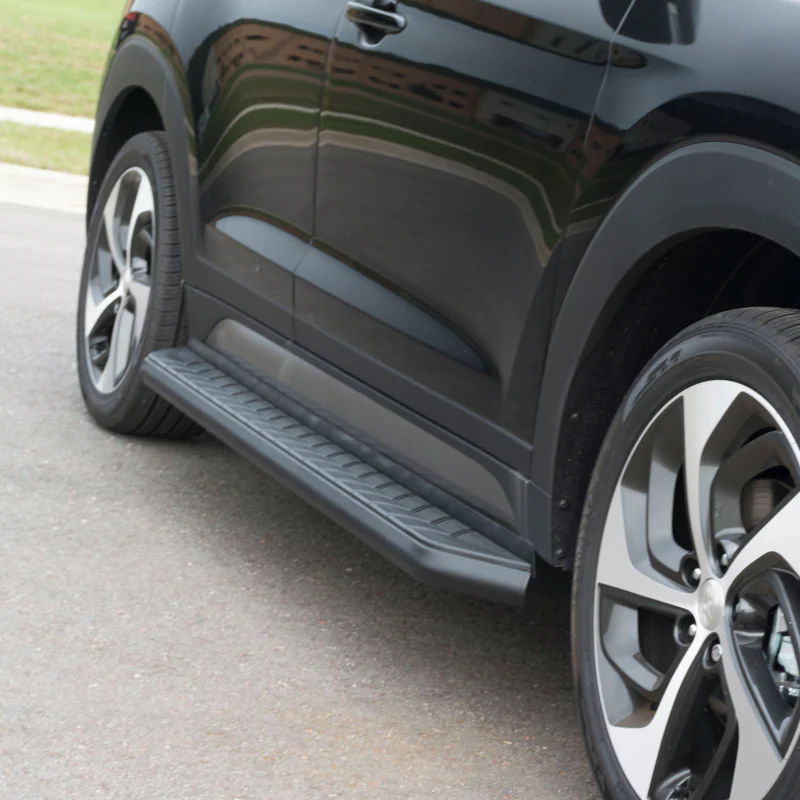 ARIES AeroTread 5" x 70" Black Stainless Running Boards Model 2061010 - Image 2