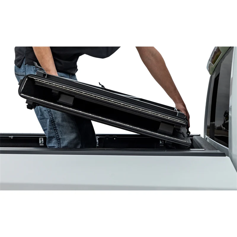 Access LOMAX™ Professional Series Tonneau Cover Diamond Plate Finish Single Rail Model B0010019 - Image 5
