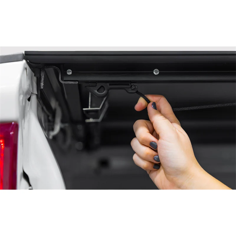 Access LOMAX™ Hard Tri-Fold Cover Carbon Fiber Finish Single Rail w/Trail Rail Model B5070029 - Image 6