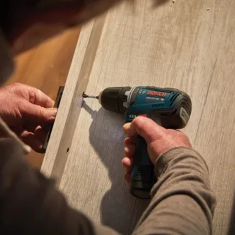 Bosch 12V Max 2-Tool Combo Kit with 3/8 In. Drill/Driver, 1/4 In. Hex Impact Driver and (2) 2.0 Ah Batteries Model GXL12V-220B22 - Image 4