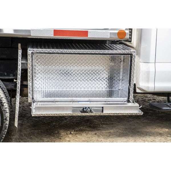 Buyers Products 18x18x30 Inch Diamond Tread Aluminum Underbody Truck Box with 3-Point Latch Model 1735103 - Image 6