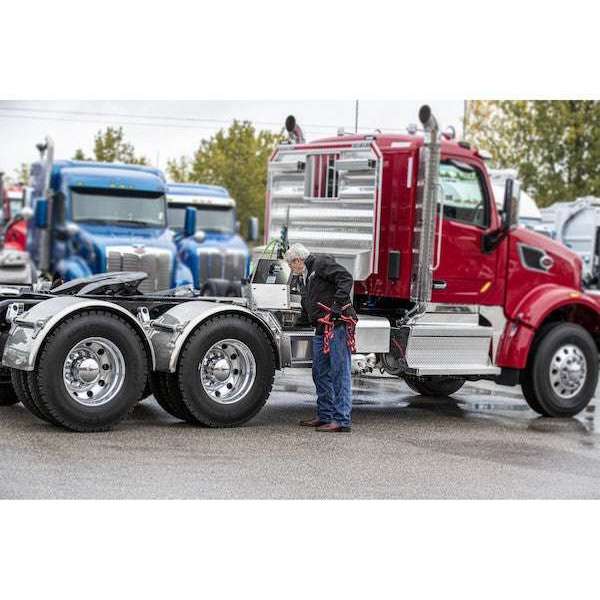 Buyers Products WideOpen™ Class 8 Step Box for Semi Trucks - 18 Inch Width Model 1705281 - Image 9