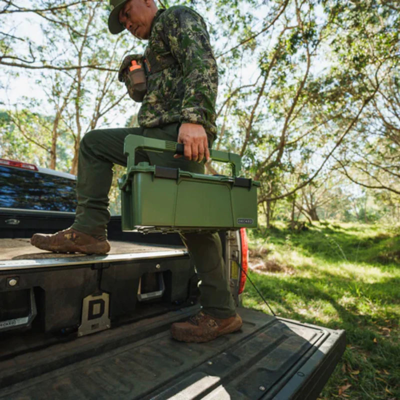 DECKED Sixer 16 - D-co Case - Ranger Green with black latches Model A0010-SIXR-GRN - Image 5