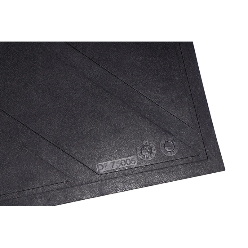 Dee Zee Bed Mat/Skid Mat Model DZ75005 - Image 4