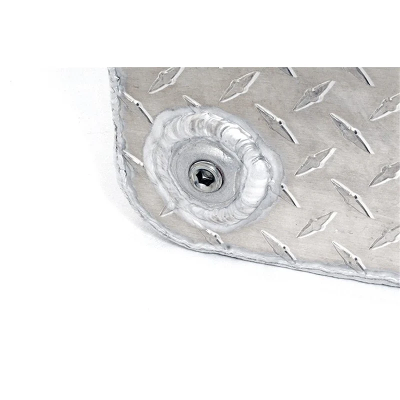 Dee Zee 106-Gal Rectangle Brite-Tread Aluminum Auxiliary Tank Model DZ91753X - Image 4
