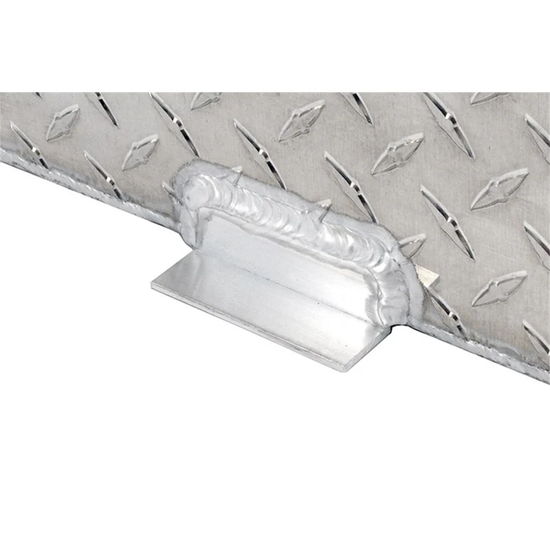 Dee Zee 106-Gal Rectangle Brite-Tread Aluminum Auxiliary Tank Model DZ91753X - Image 5