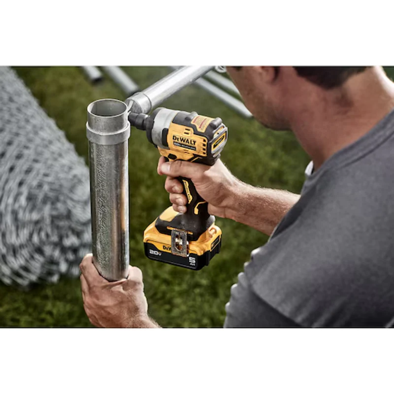 DeWalt 20V MAX* 1/2 In. Cordless Impact Wrench with Hog Ring Anvil Kit DCF911P2 - Image 3