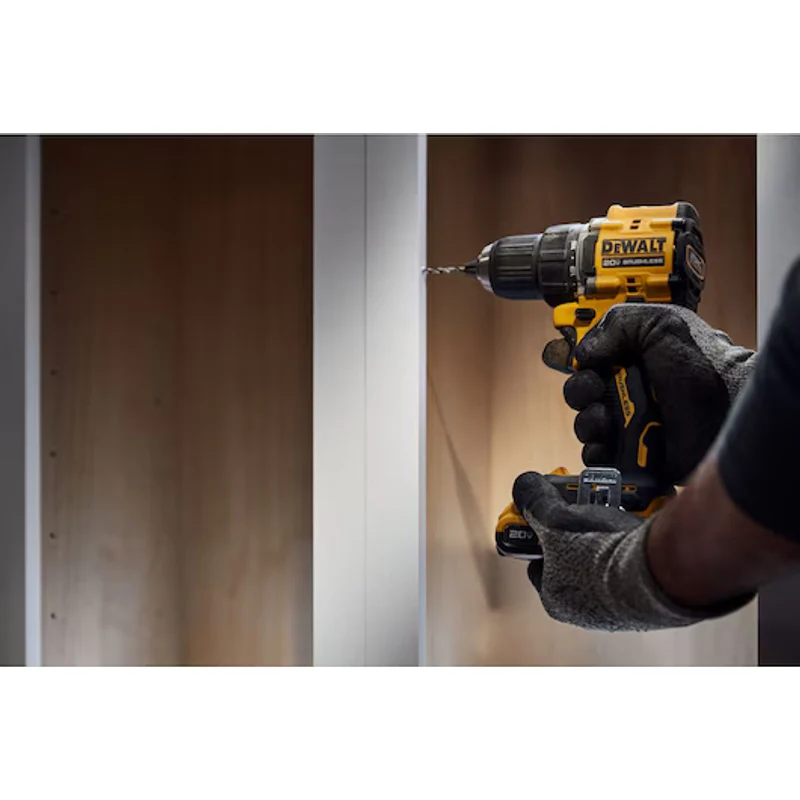 DeWalt 20V MAX* Atomic Brushless Cordless 1/2 In. Drill/Driver Kit DCD794D1 - Image 9