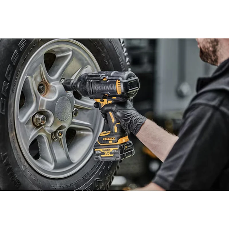 DeWalt 20V MAX* XR® 1/2 In. High Torque Impact Wrench with Hog Ring Anvil DCF900GP2 - Image 8