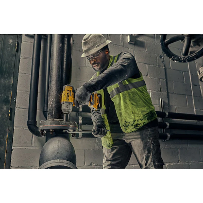 DeWalt 20V MAX* XR® 1/2 In. High Torque Impact Wrench with Hog Ring Anvil DCF900P1 - Image 7