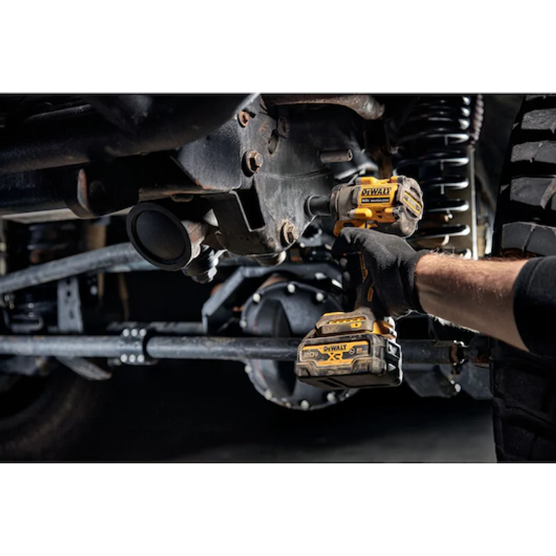 DeWalt ATOMIC™ 20V MAX* 3/8 In. Cordless Impact Wrench With Hog Ring Anvil (Tool Only) DCF923B - Image 7