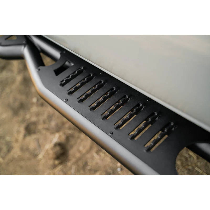 DV8 Offroad OE Plus Running Boards Model SRTT1-02 - Image 9