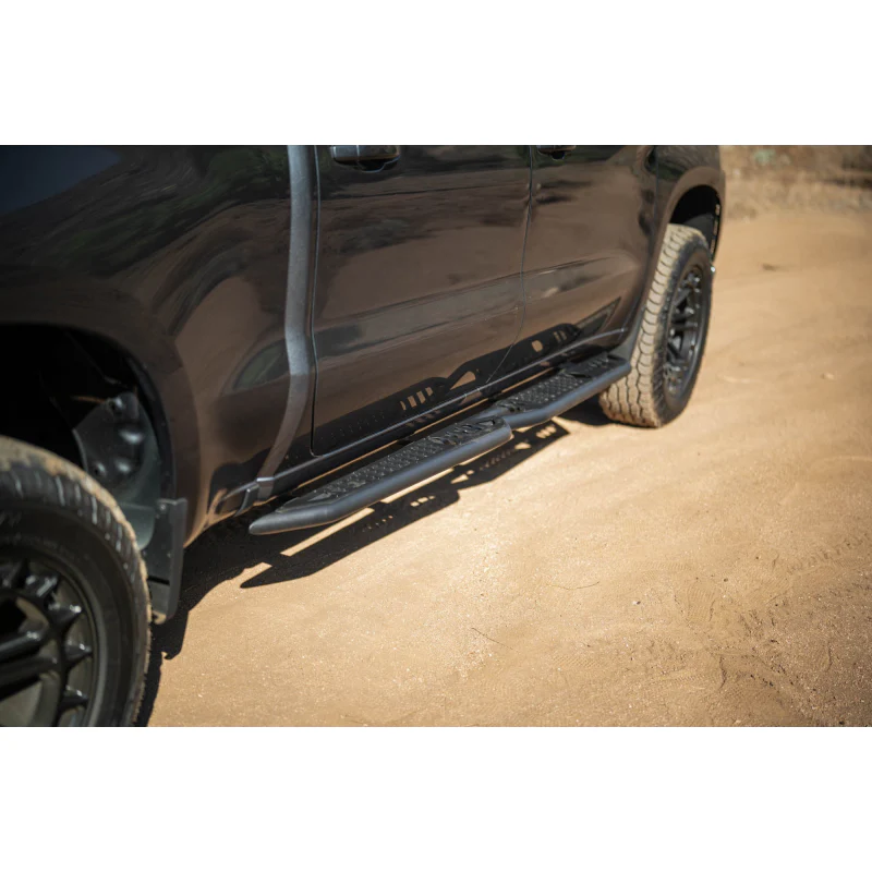 DV8 Offroad OE Plus Running Boards Model SRCS1-01 - Image 2