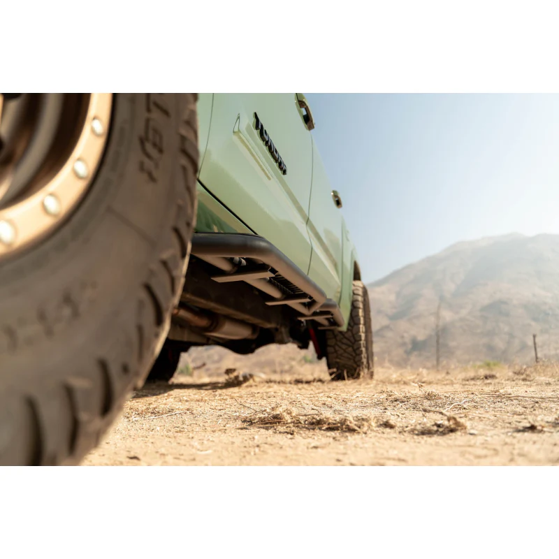 DV8 Offroad OE Plus Running Boards Model SRTT2-01 - Image 9