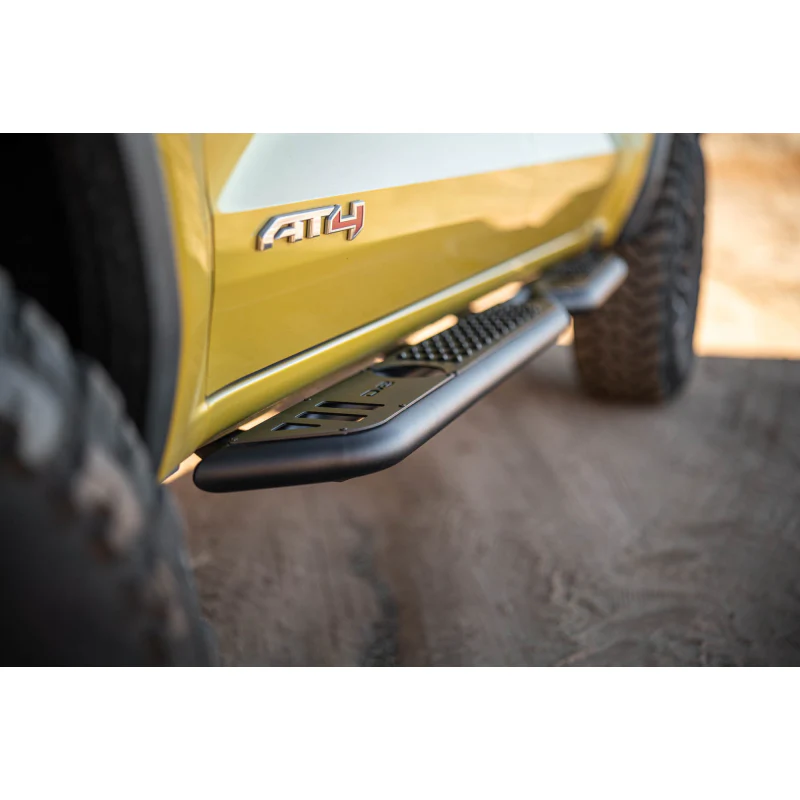 DV8 Offroad OE Plus Running Boards Model SRCS3-01 - Image 10