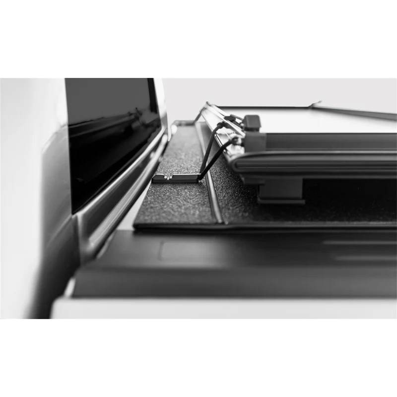 Access LOMAX™ Stance™ Hard Tri-Fold Cover Black Urethane Finish Single Rail Model G3060019 - Image 4