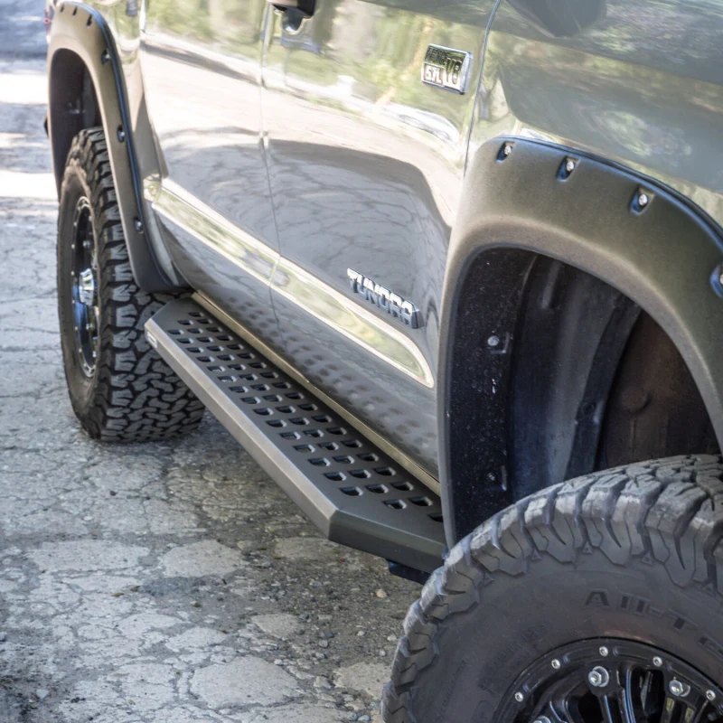 Go Rhino RB20 Running Boards with Mounting Brackets Kit Model 69442568PC - Image 5
