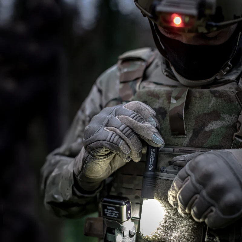 Streamlight MacroStream® USB Flashlight – Black SLI66320 - Image 8