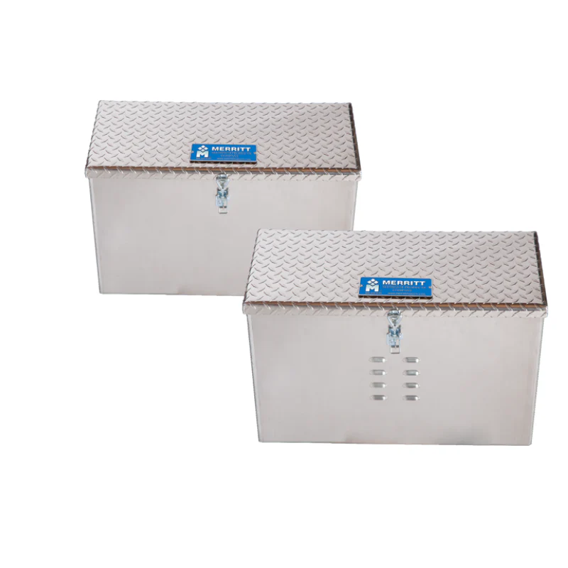 Merritt DEF Storage Box 18 (H) × 28 (D) × 12 (L) In Aluminum with Diamond Plate Door With Two Rows of Louvers on Front Model 3631 - Image 2