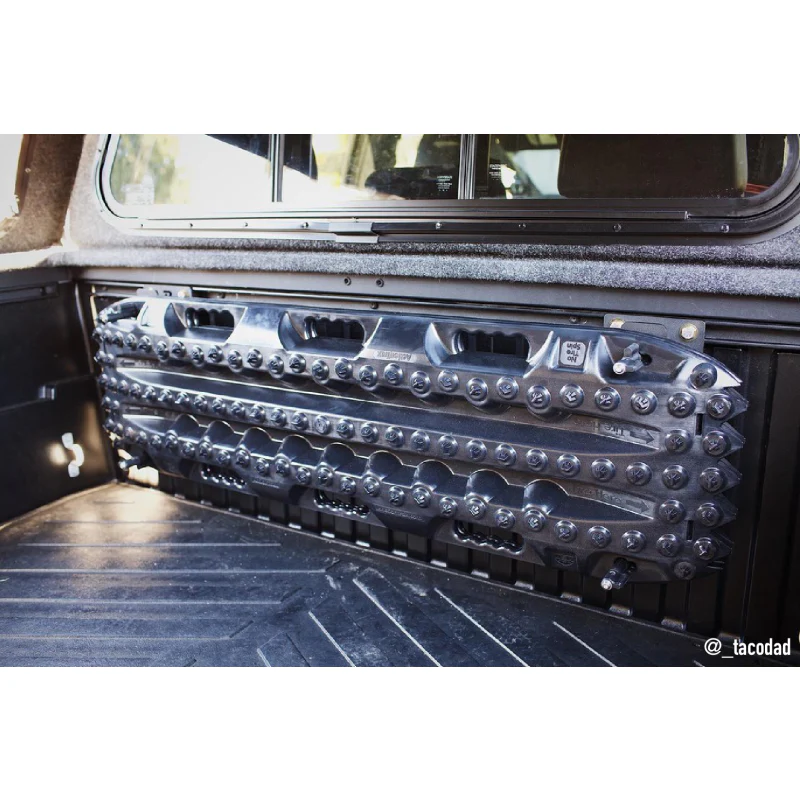 Rago Fabrication Toyota Tundra & Tacoma Bed Rail Recovery Board Mounts Model R0000TBEDMAX - Image 2