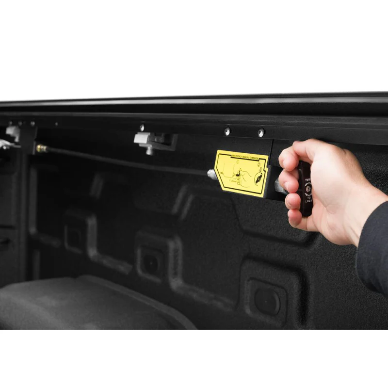 Roll N Lock E-Series Truck Bed Cover for 15-20 Ford F-150 6' 7" Bed Model RC102E - Image 12