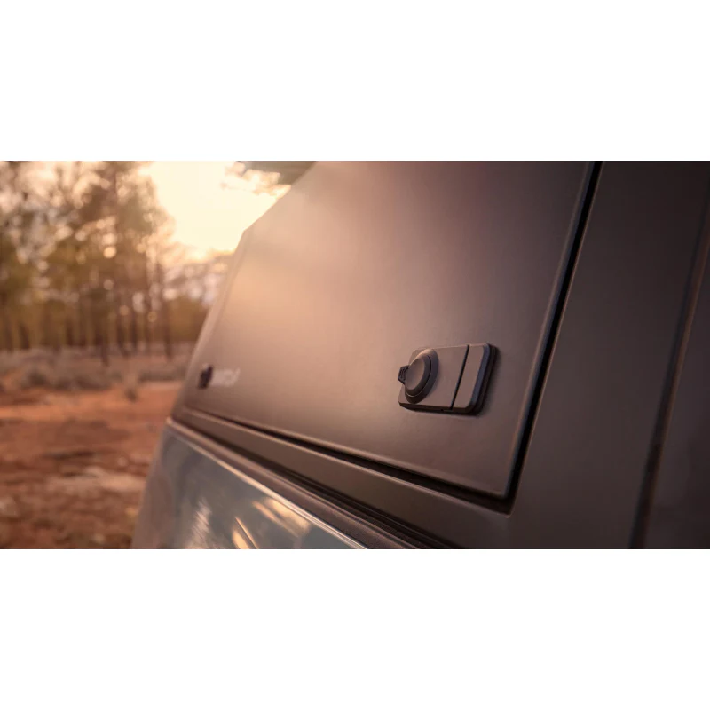 SmartCap Matte Black Truck Bed Cap EVOd Defender Series w/ Horizontal Locks Model ED1005-MB - Image 9