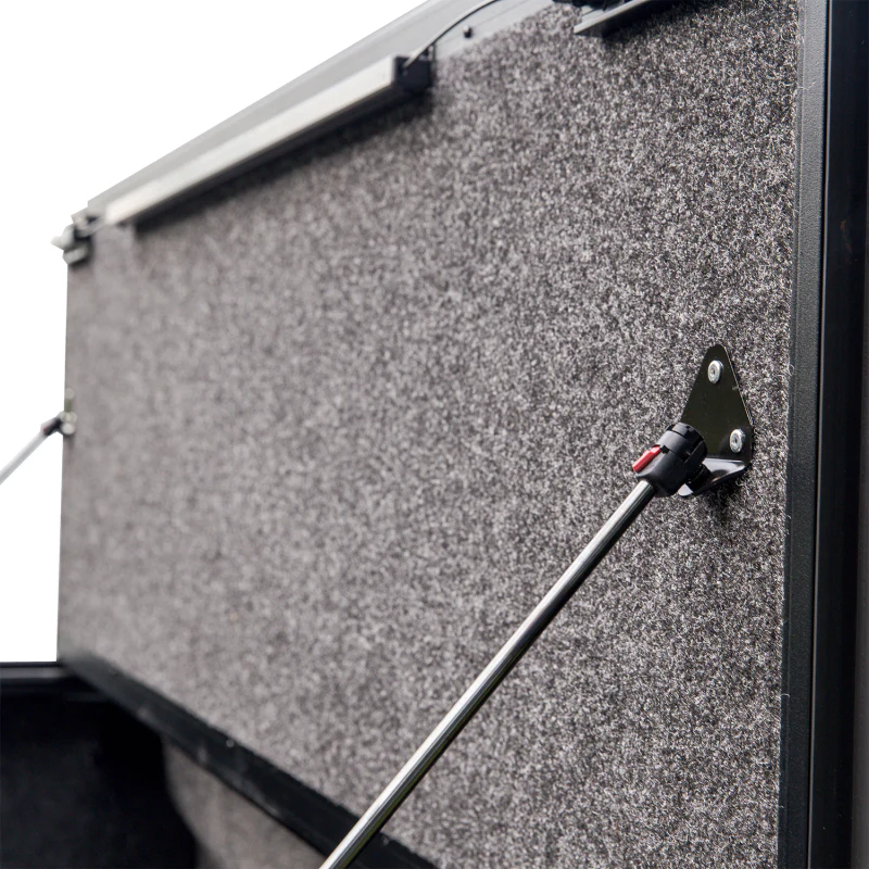 TrailFX Hard Tri-Fold Tonneau Cover Black Aluminum w/ Carpet Panels Model TFX2701 - Image 3