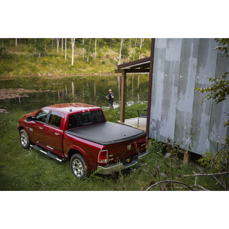 UnderCover SE 19-24 (New Body Style) Ram 1500 6'4" w/o RamBox w/o Multifunction TG-BlkTxt - Black Model UC3116 - Image 5