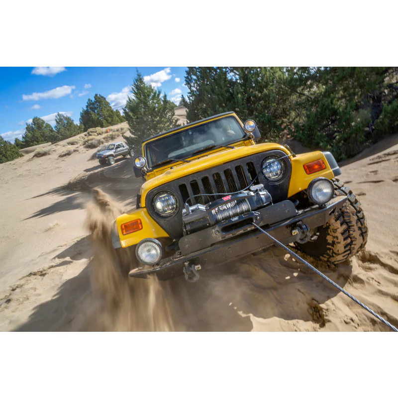 Warn Zeon XC 10-S Winch Pull Capacity 10000 Pounds 3/8 Inch X 100 Ft Of Spydura Synthetic Rope Model 110510 - Image 3