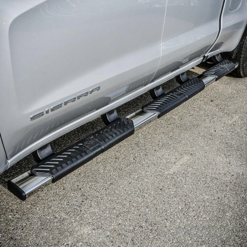 Westin R5 M-Series Wheel to Wheel Step Nerf Bars Polished Stainless Steel 5 in. Model 28-534680 - Image 5