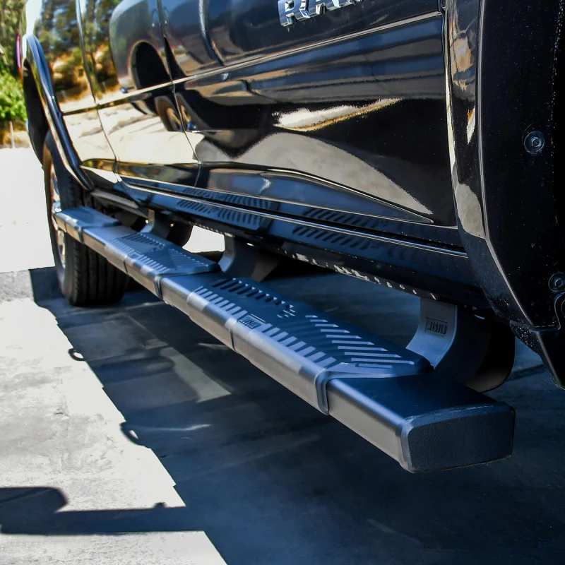 Westin R5 M-Series Wheel to Wheel Step Nerf Bars 5 in. Black Steel Model 28-534345 - Image 2