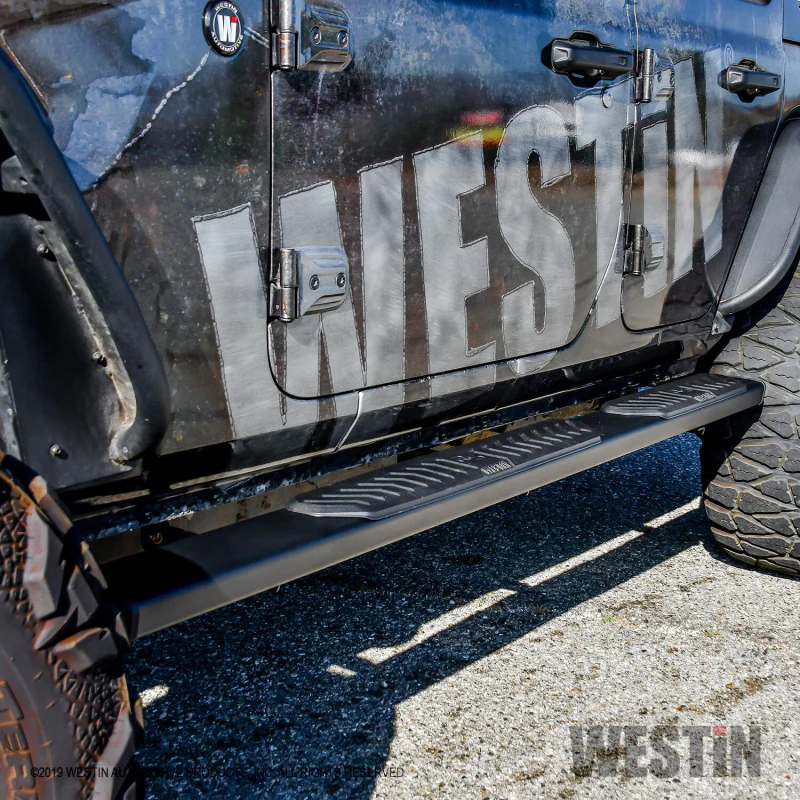 Westin R5 Step Nerf Bars 5 in. Black For Double Cab Model 28-51315 - Image 3